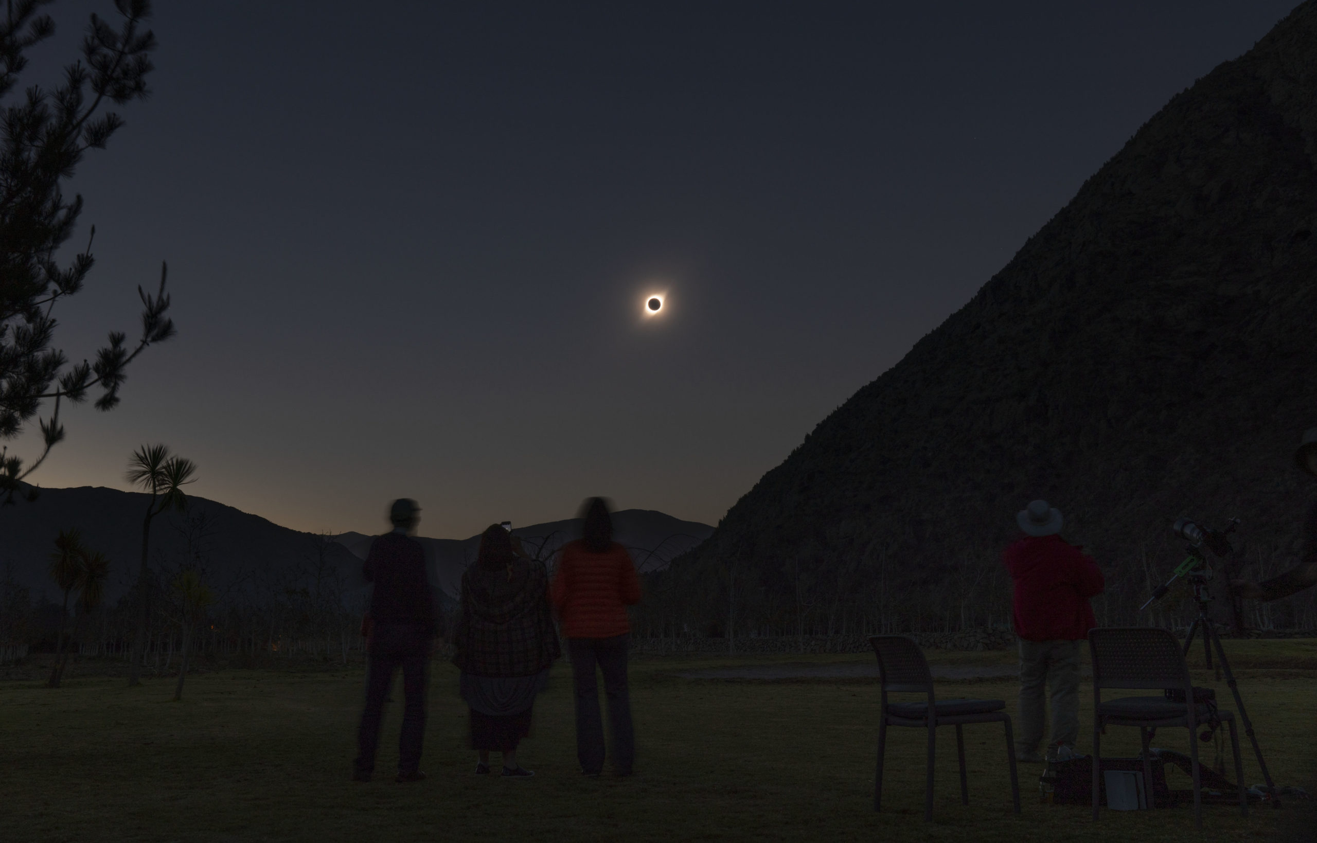 Revisa el horario para ver el último eclipse de Luna este martes 8 de