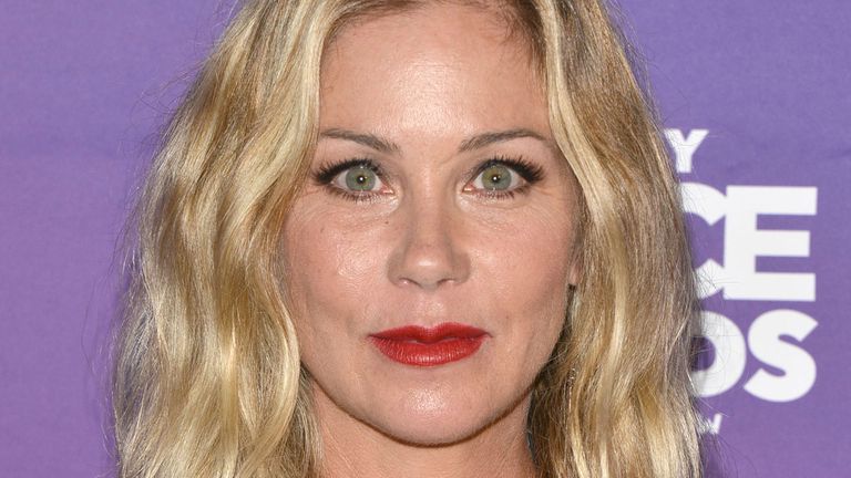 Christina Applegate Reveló Que Fue Diagnosticada Con Esclerosis Múltiple 9042