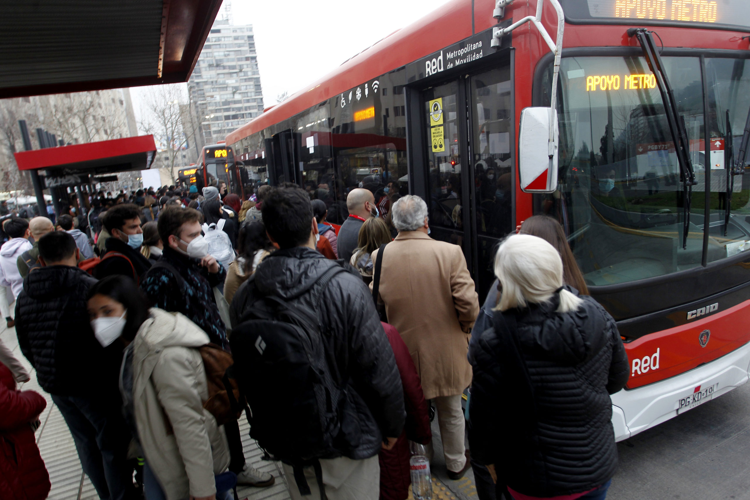 Metro De Santiago Restablece Servicio En Línea 1 Tras Suspensión Parcial