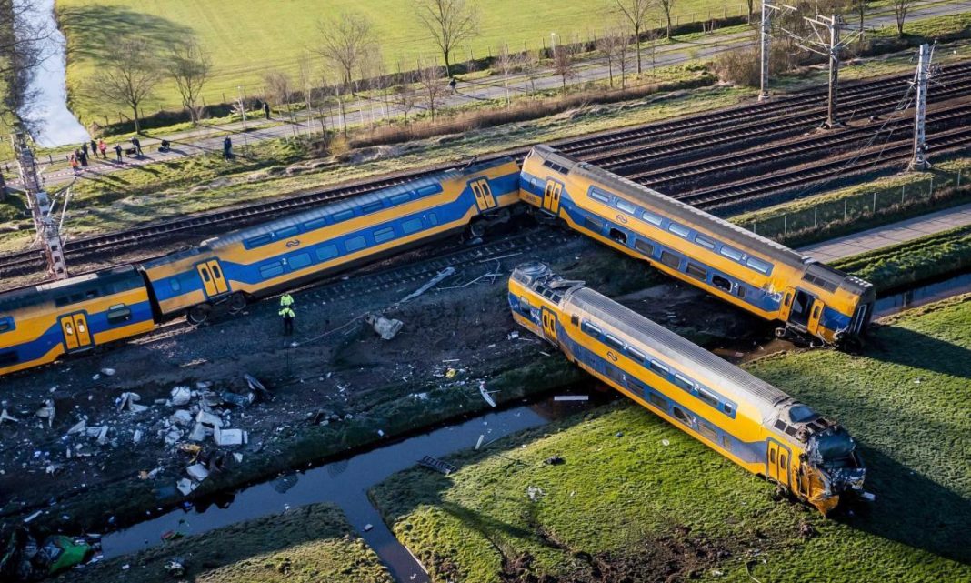 Accidente Ferroviario En PaÍses Bajos Deja Al Menos Un Muerto Y Decenas