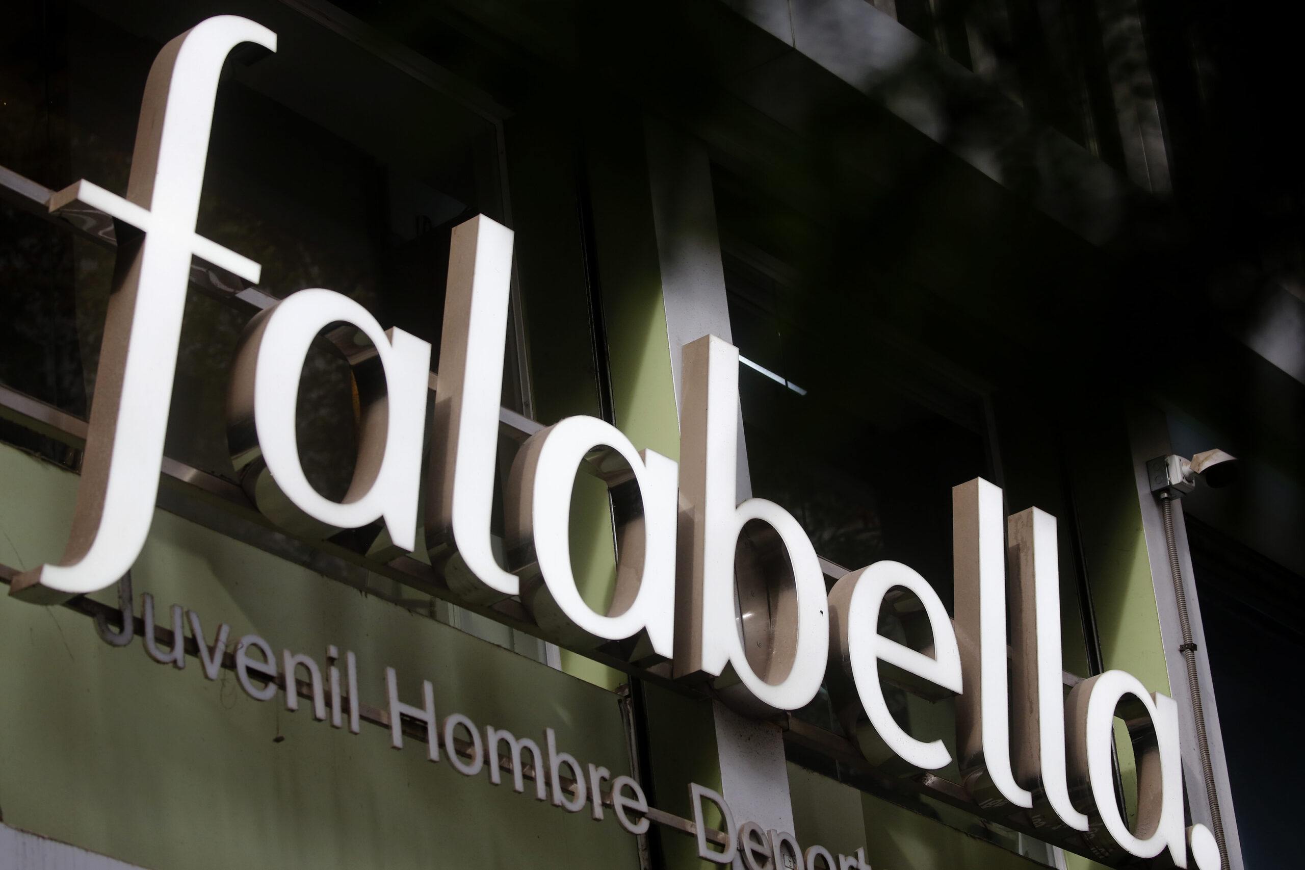 Falabella Anuncia Cierre De Su Tienda En Mallplaza Sur De San Bernardo ...