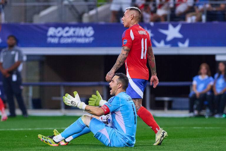 La Roja Tuvo Deslucido Empate Sin Goles Con Perú En Su Debut En La Copa América 